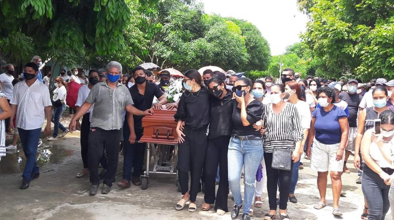 Sepelio del abogado.