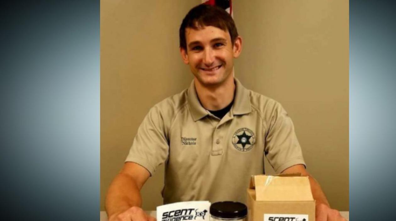 William K. Nichols salvó a su hijo antes de morir.