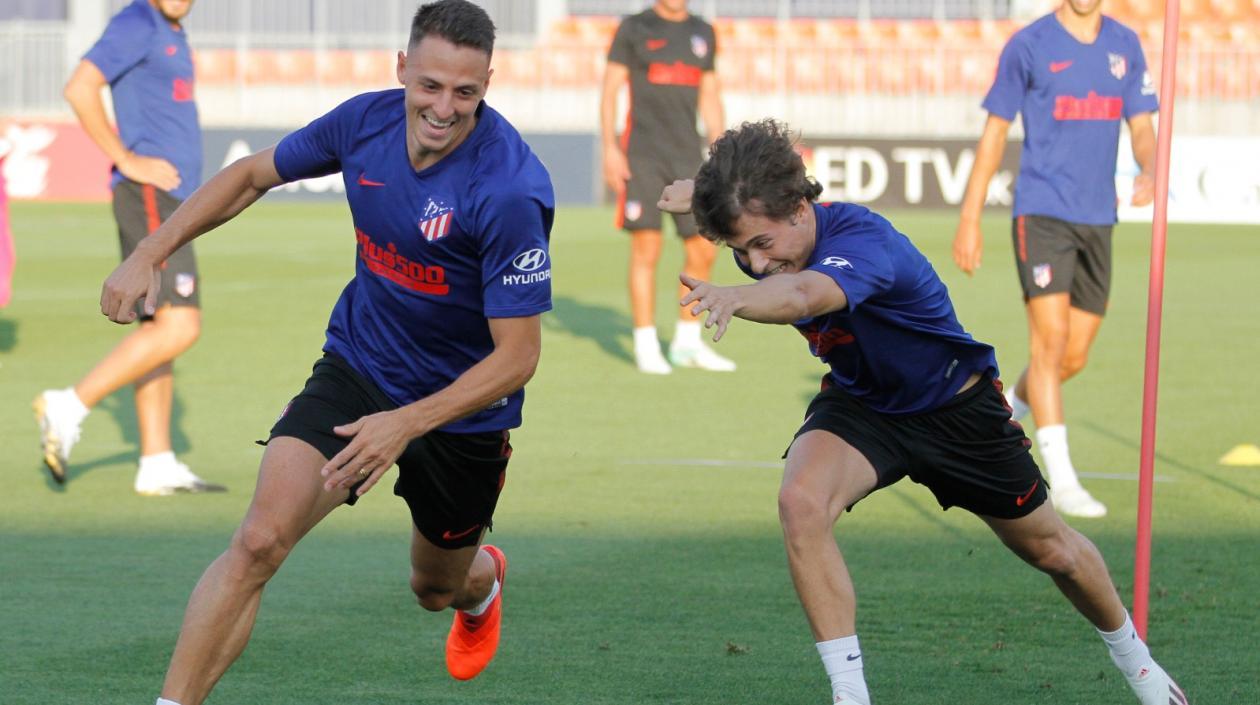 El lateral derecho Santiago Arias.