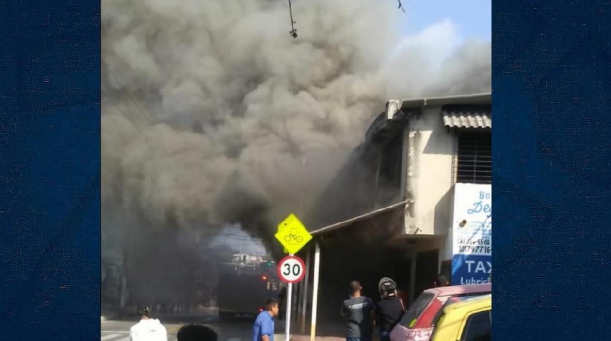 Incendio en la carpintería.