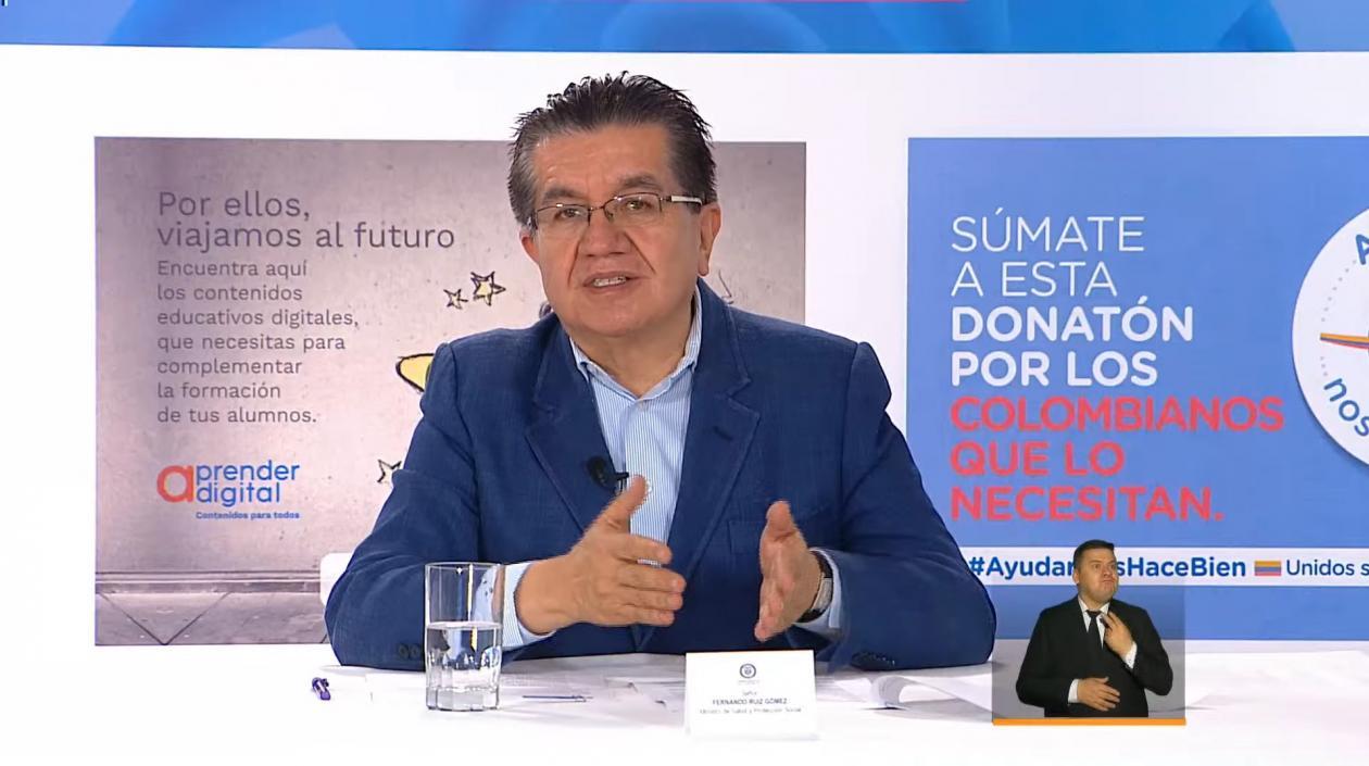 El Ministro de Salud, Fernando Ruíz