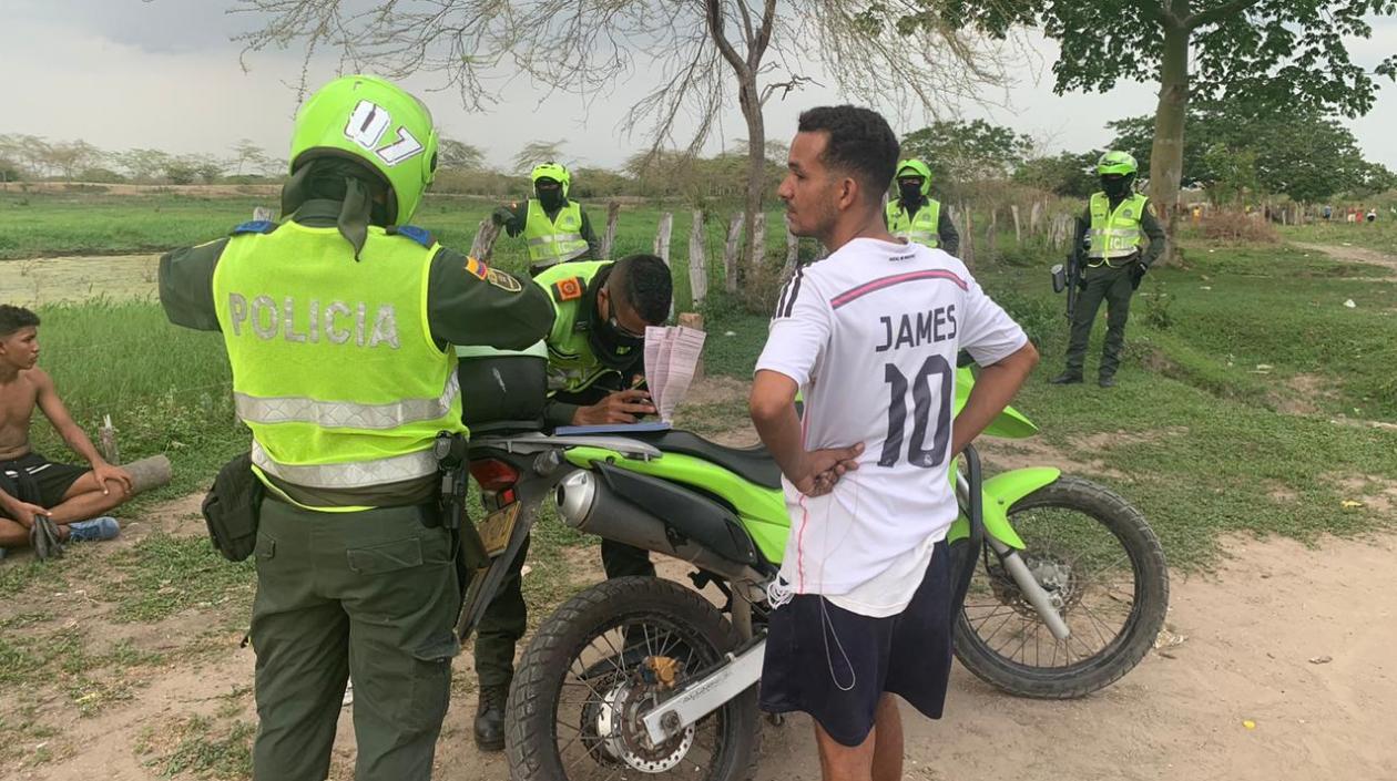 Imposición de comparendo por no acatar las medidas sanitarias.