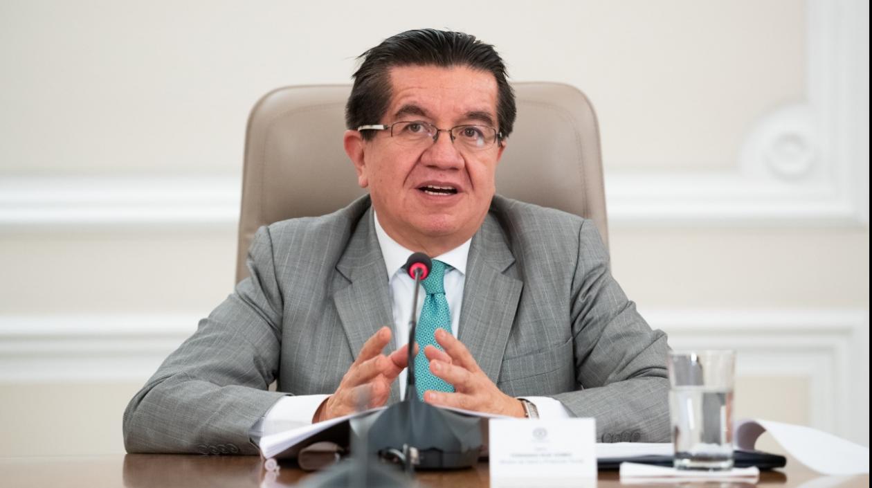 Ministro de Salud, Fernando Ruíz.