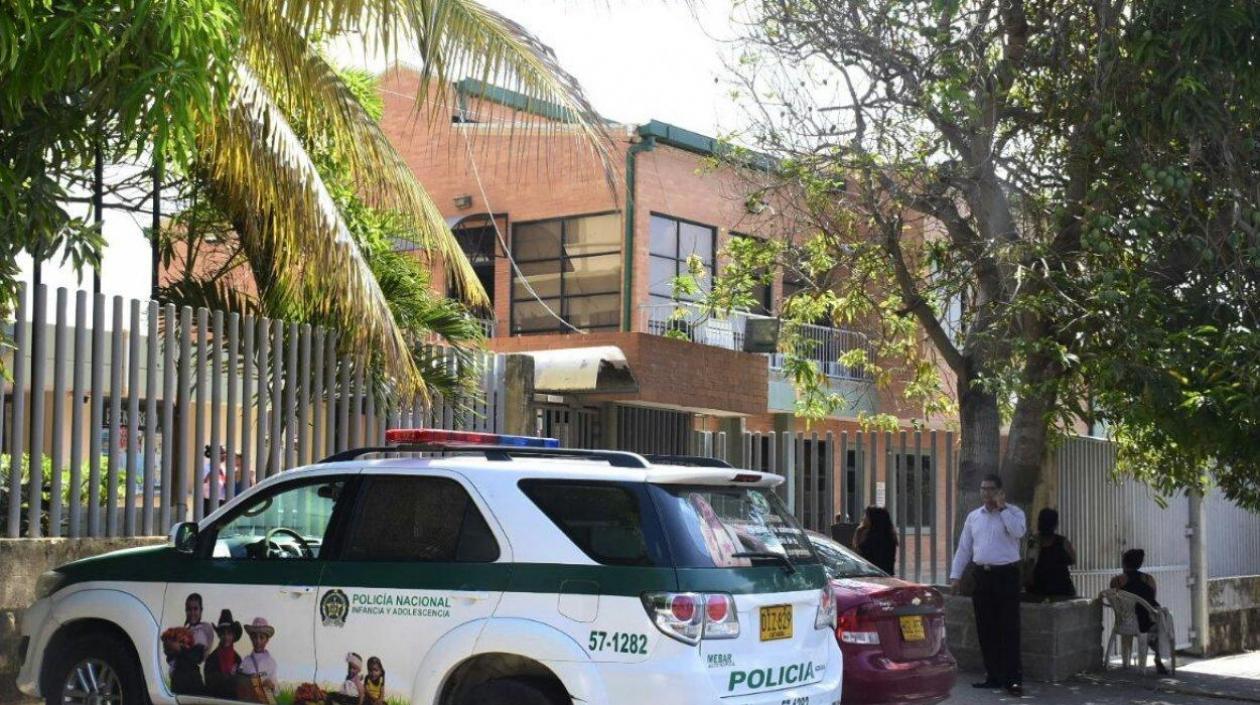 El cadáver fue trasladado por el CTI a las dependencias de Medicina Legal.