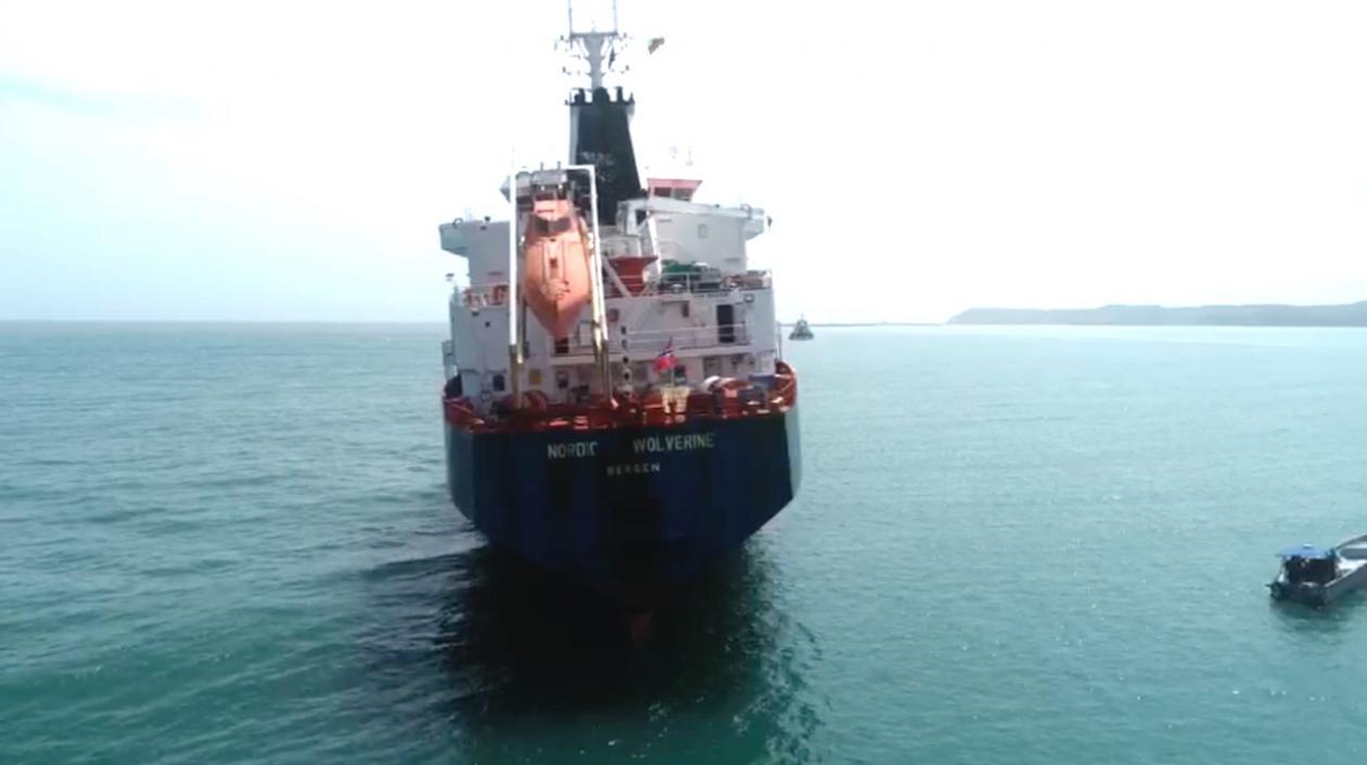 El 'Nordic Wolverine' frente a Caño Dulce.