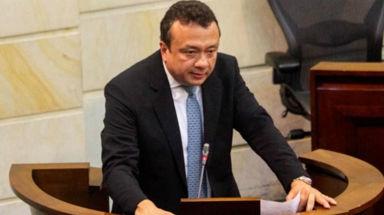 Senador Eduardo Enrique Pulgar Daza.