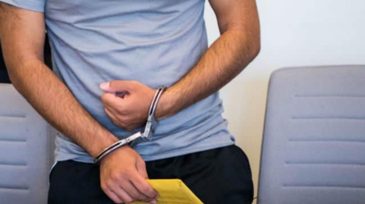 El hombre fue asegurado en un centro carcelario de Medellín.