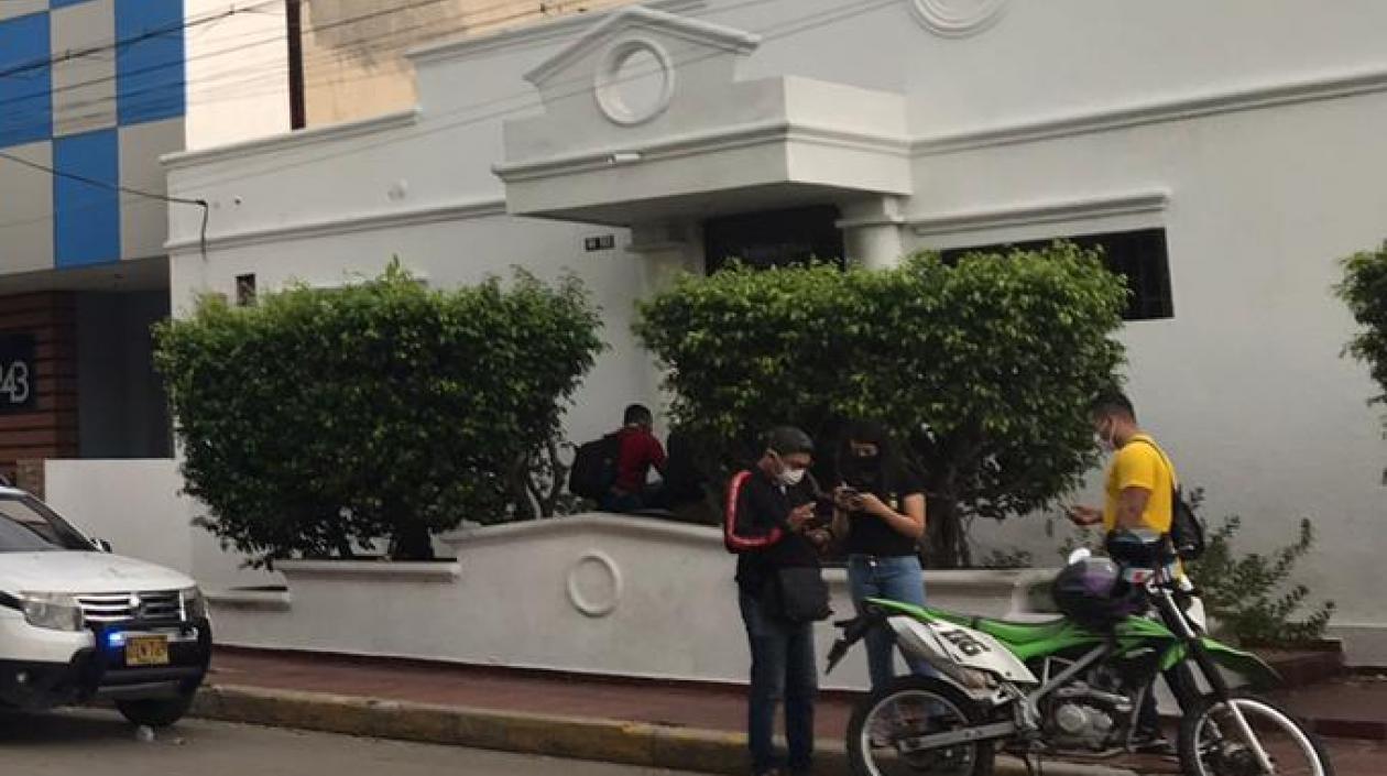 La Policía hizo presencia en el lugar de los hechos.