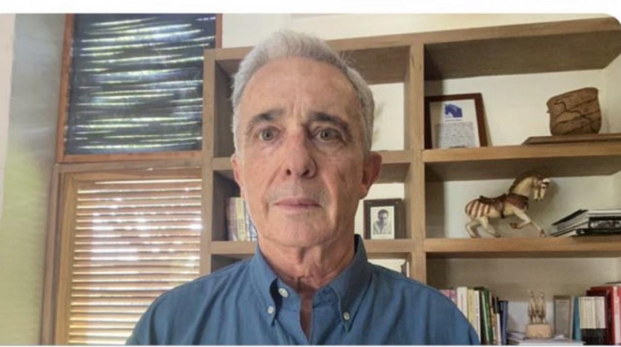 Álvaro Uribe Vélez, expresidente.