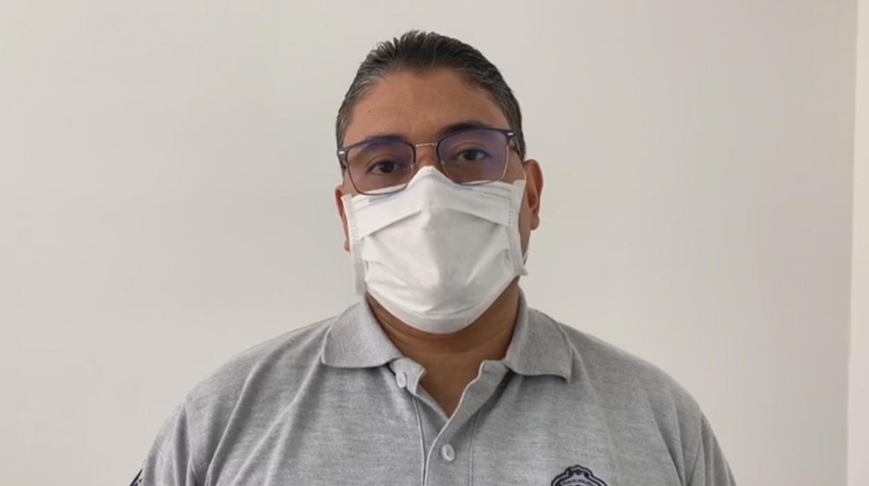 El secretario de Salud, Humberto Mendoza.