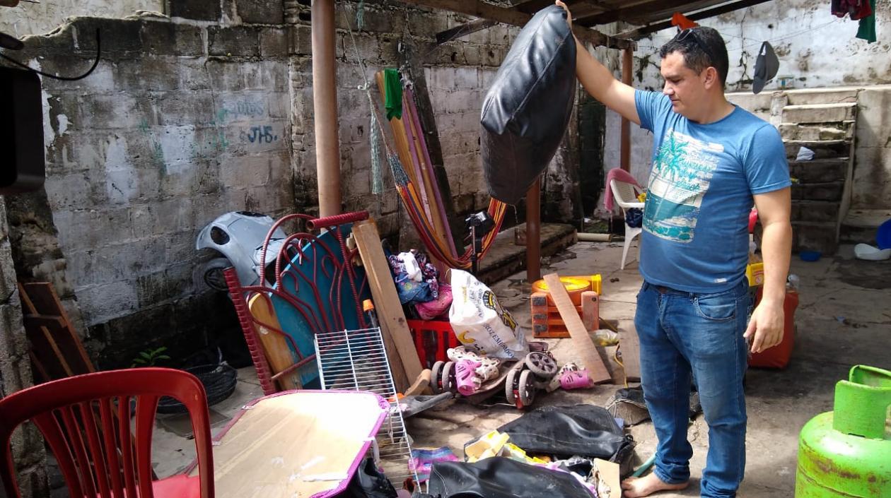 Varias familias resultaron afectadas por el aguacero del pasado lunes. 