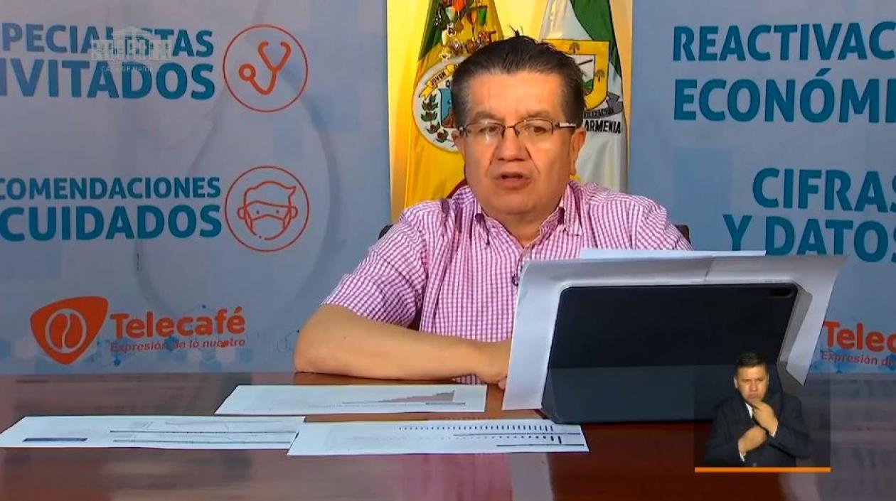 Ministro de Salud, Fernando Ruíz.