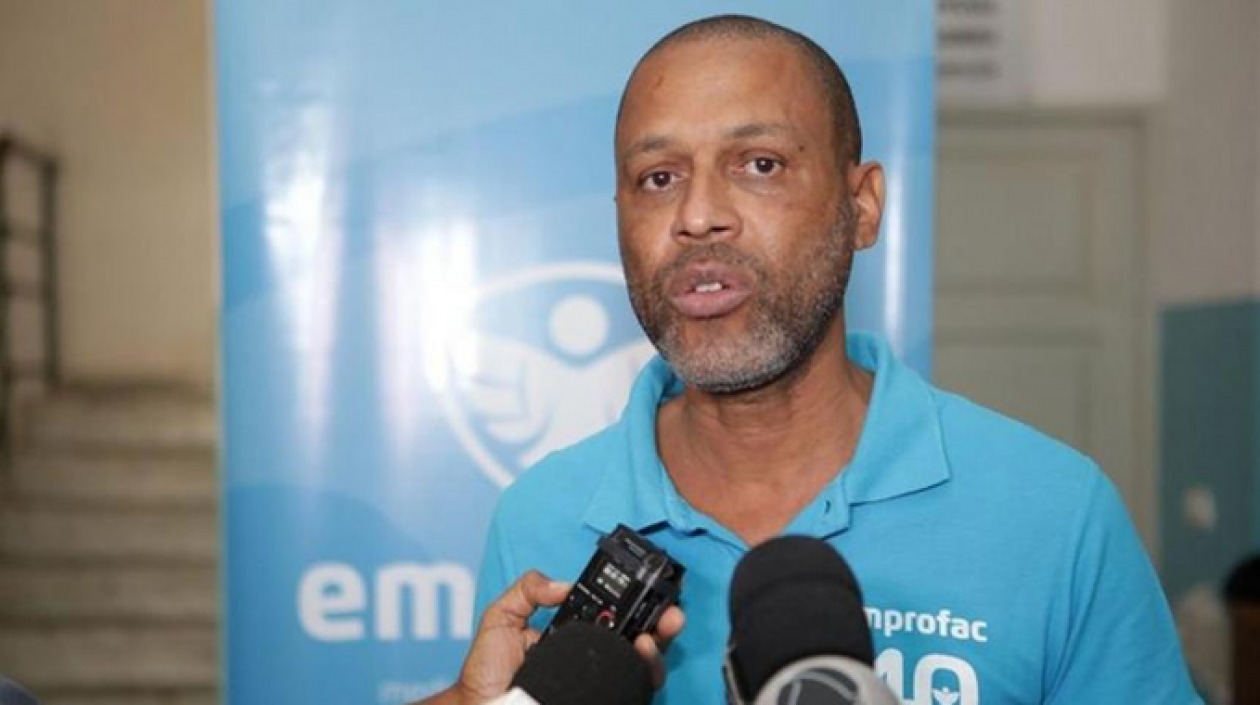 Fernando Gil Évora.