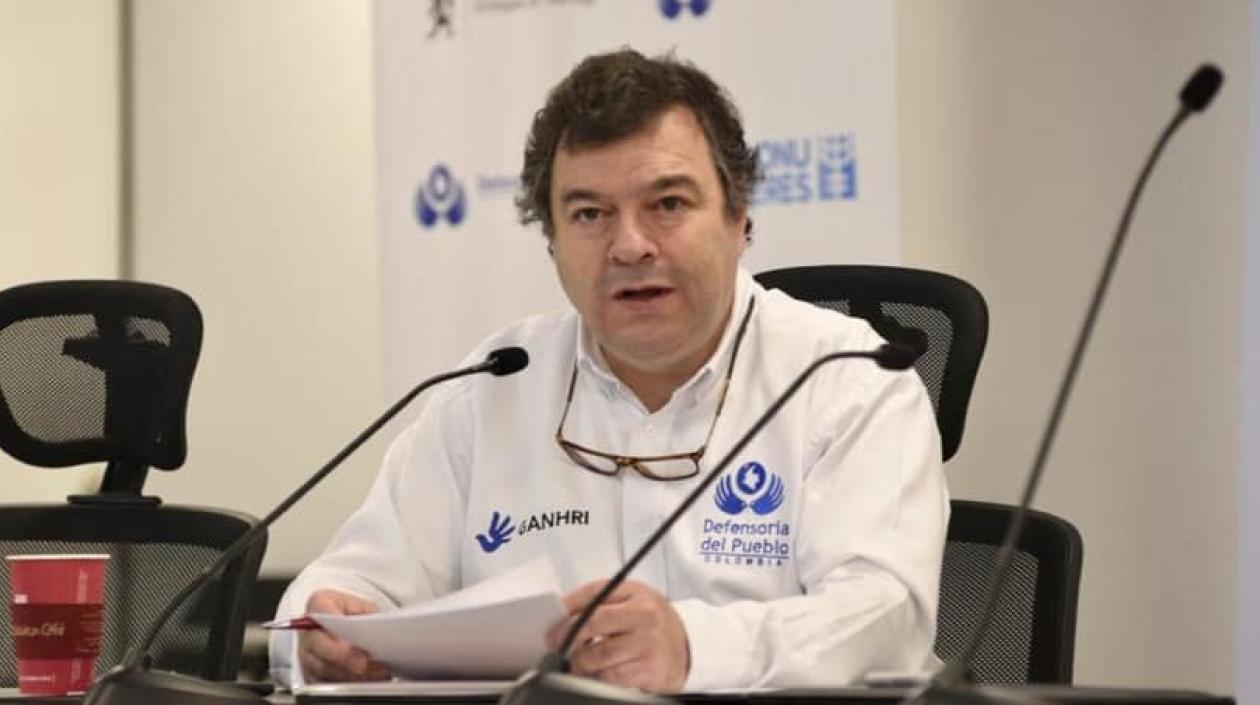 El defensor del Pueblo, Carlos Negret.