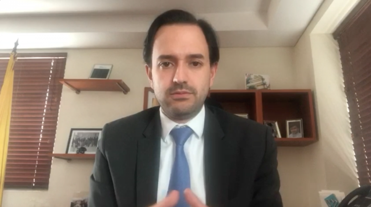 Ministro de Minas y Energía, Diego Mesa.