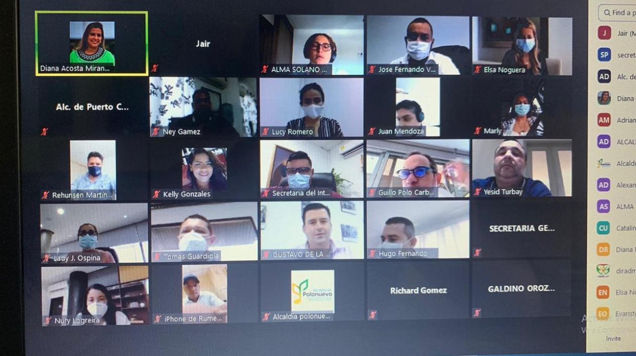 Reunión de Gobernadora con alcaldes del Atlántico.