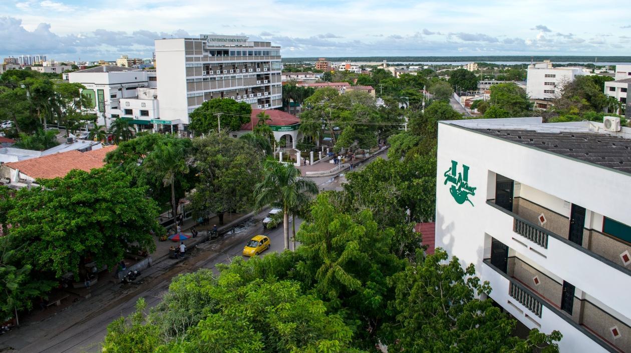 Panorámica de las sedes 1 y 2 de la Unisimón, en Barranquilla. 