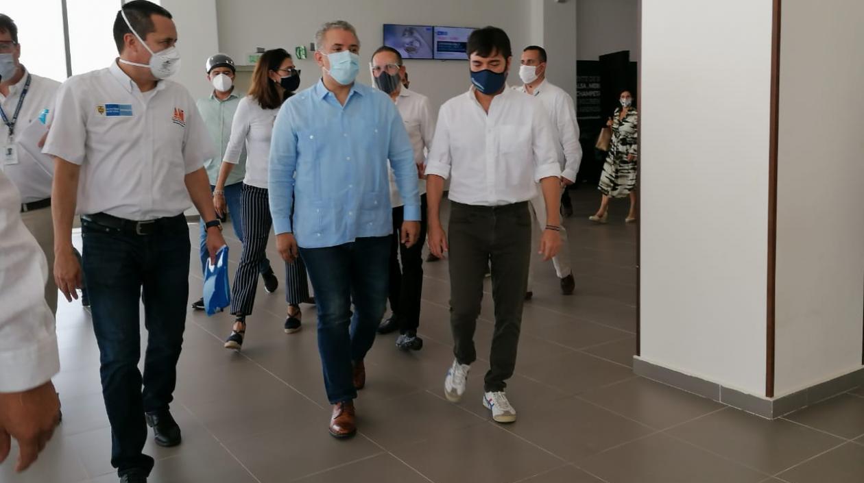 El Presidente Iván Duque y el Alcalde Jaime Pumarejo.