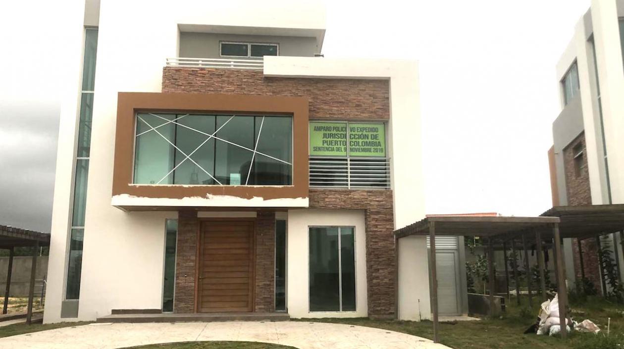 Vivienda con amparo policivo a favor del comprador que defiende sus derechos.