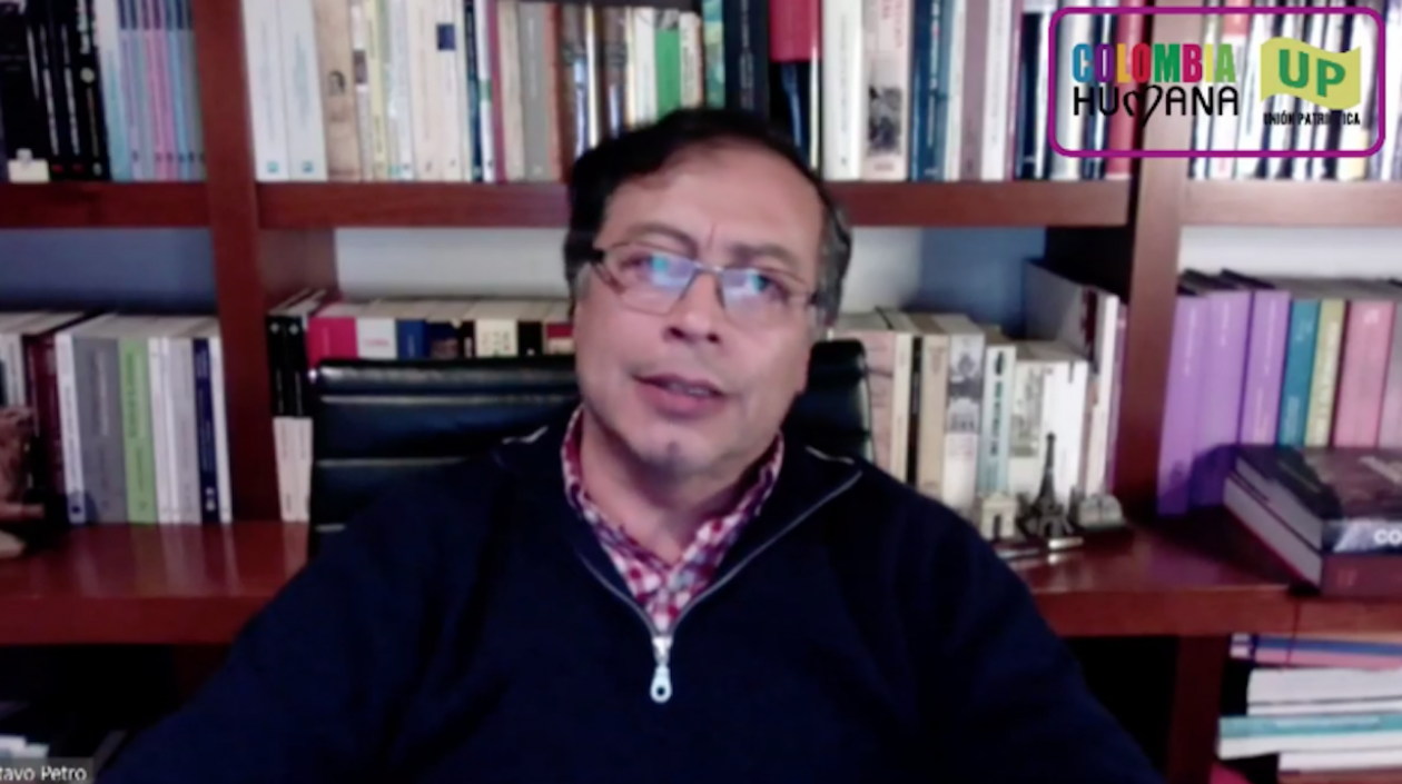 Gustavo Petro en su intervención en el VII Congreso de la UP. 