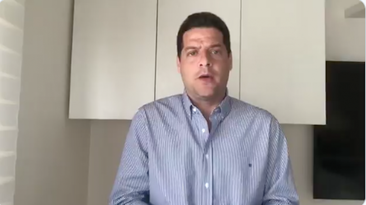 Senador Mauricio Gómez Amín.