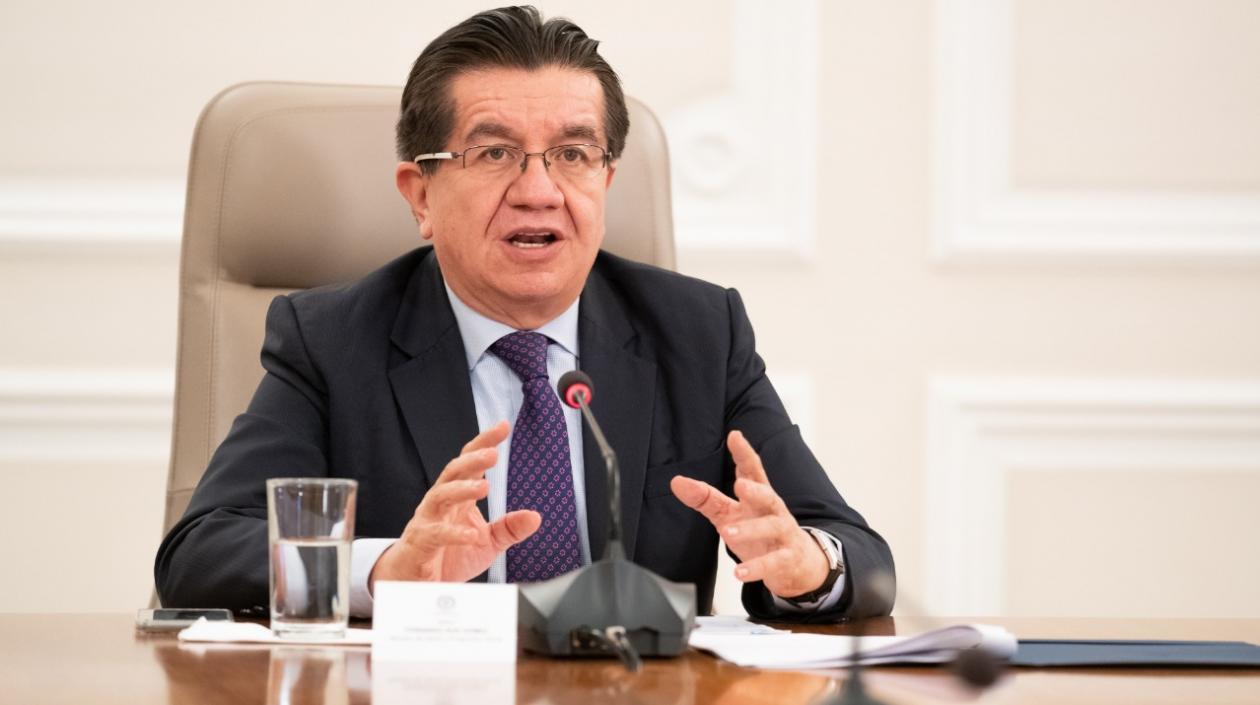 El Ministro de Salud, Fernando Ruiz.