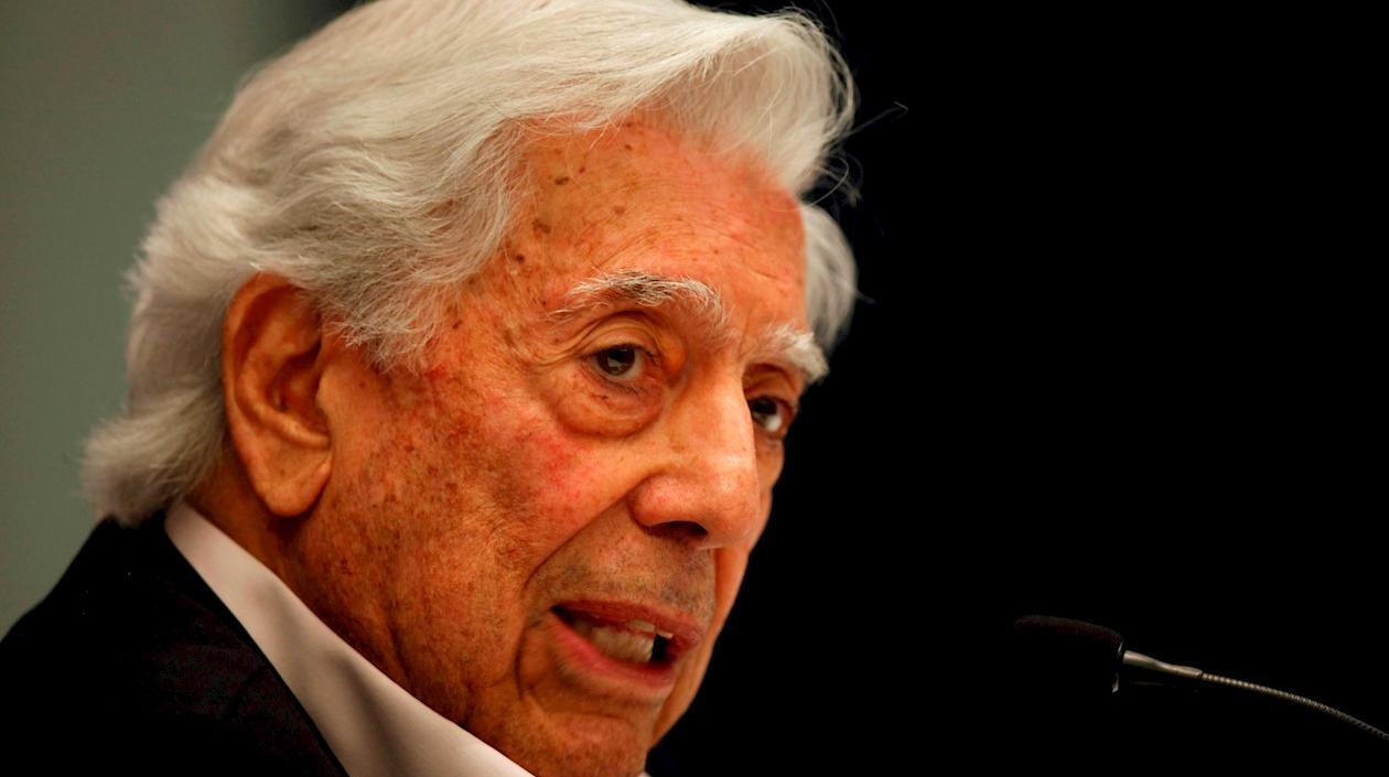 El escritor peruano, Mario Vargas Llosa.