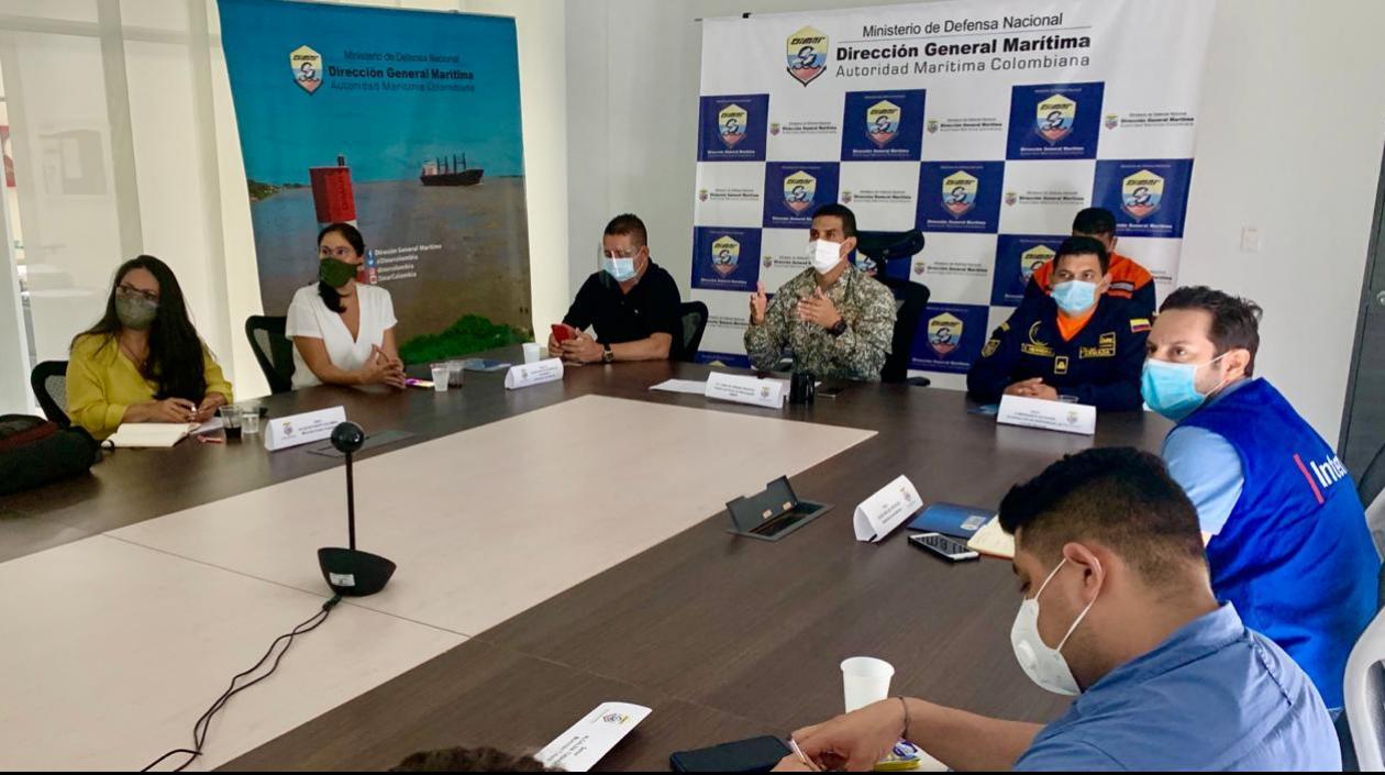 Reunión en la que se habló de la capacidad de carga de las playas del Atlántico.
