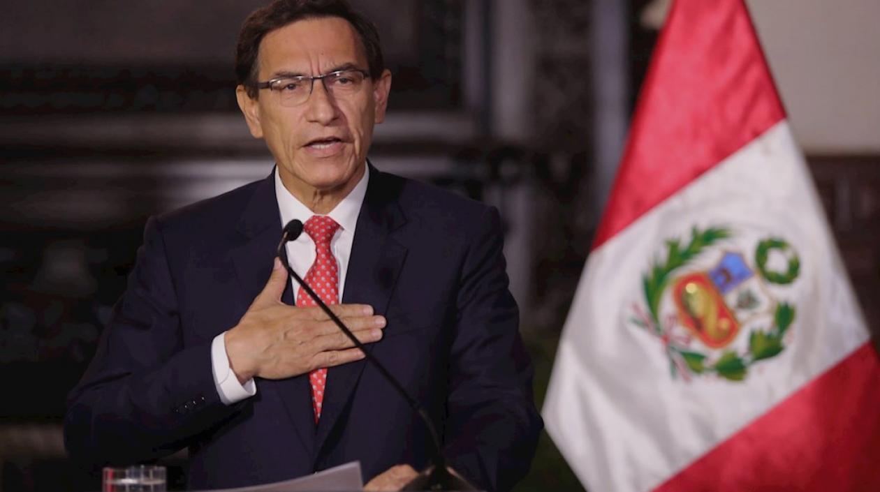 Martin Vizcarra, Presidente del Perú, en el 'ojo del huracán'.