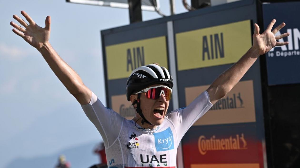 El esloveno Tadej Pogacar ganó la etapa 15.