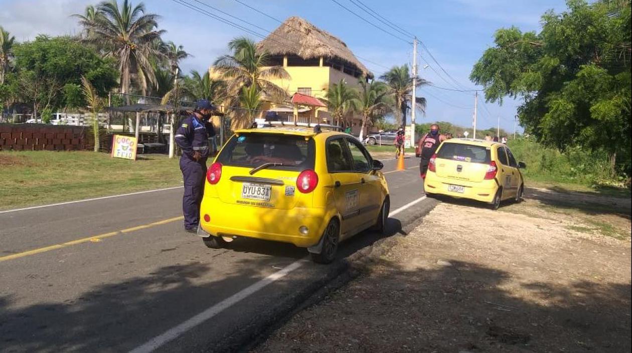 Controles para el acceso vehicular.