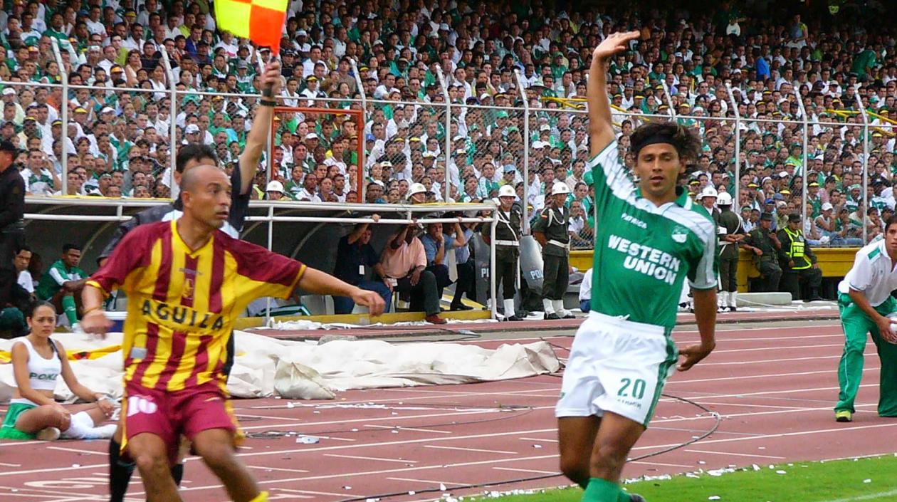 Ricardo Ciciliano y Gerardo Bedoya, en la final de 2003. 