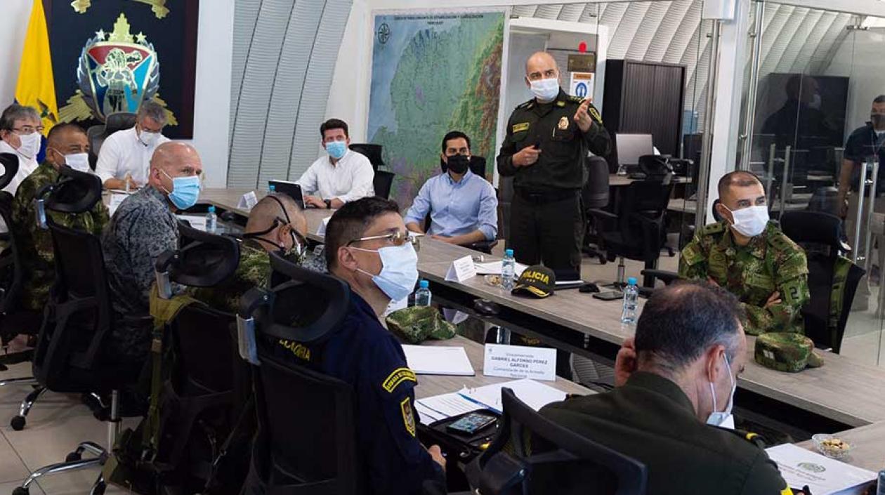 El Presidente Iván Duque en un consejo de seguridad en Tumaco.