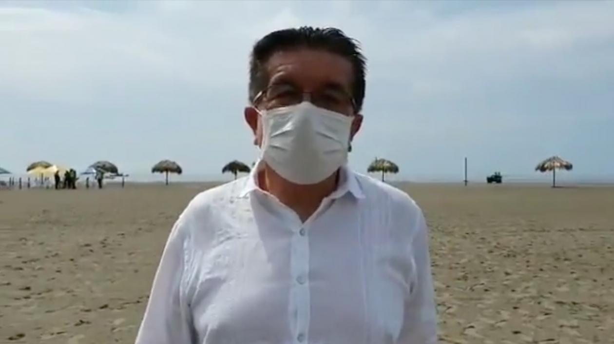 Fernando Ruiz, Ministro de Salud.