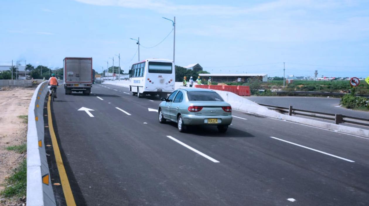 La nueva calzada a tres carriles.