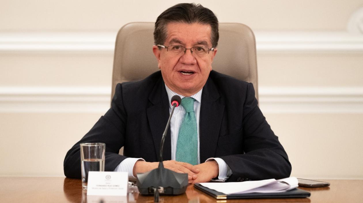El Ministro de Salud, Fernando Ruiz.