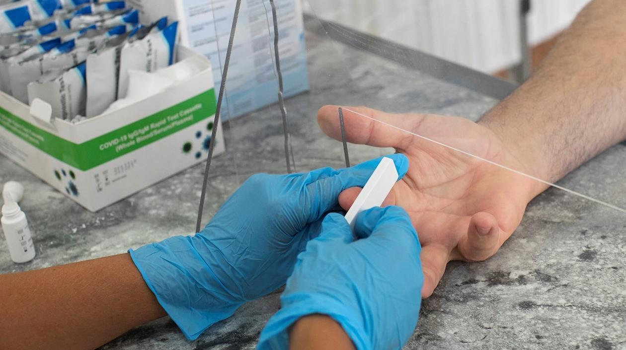 América se mantiene como la región más afectada, con 15,8 millones de casos.