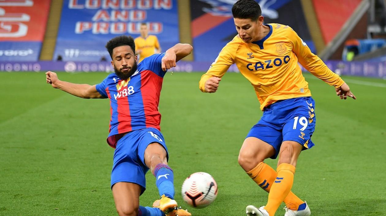 James Rodríguez en acción de partido. 