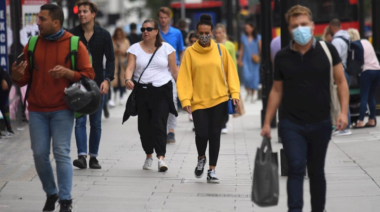  América suma 16,2 millones de casos de coronavirus.