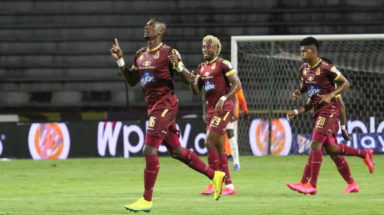 Jugadores del Tolima celebran el triunfo. 
