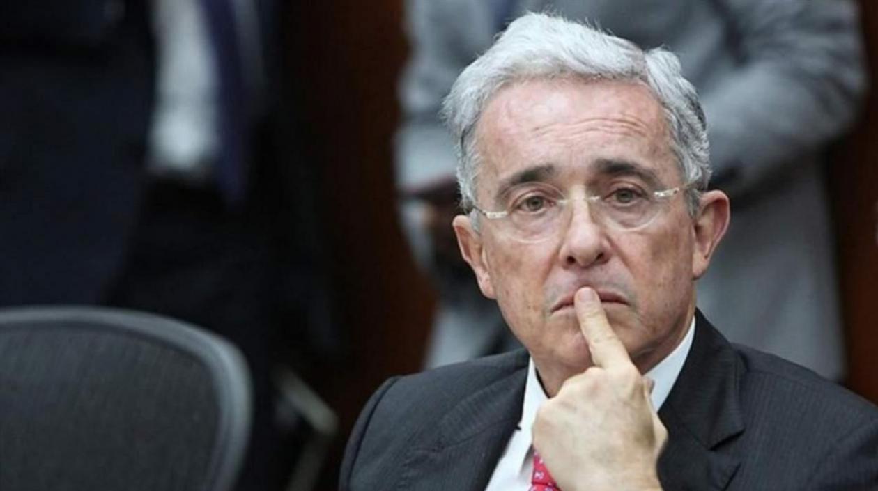 Álvaro Uribe Vélez.