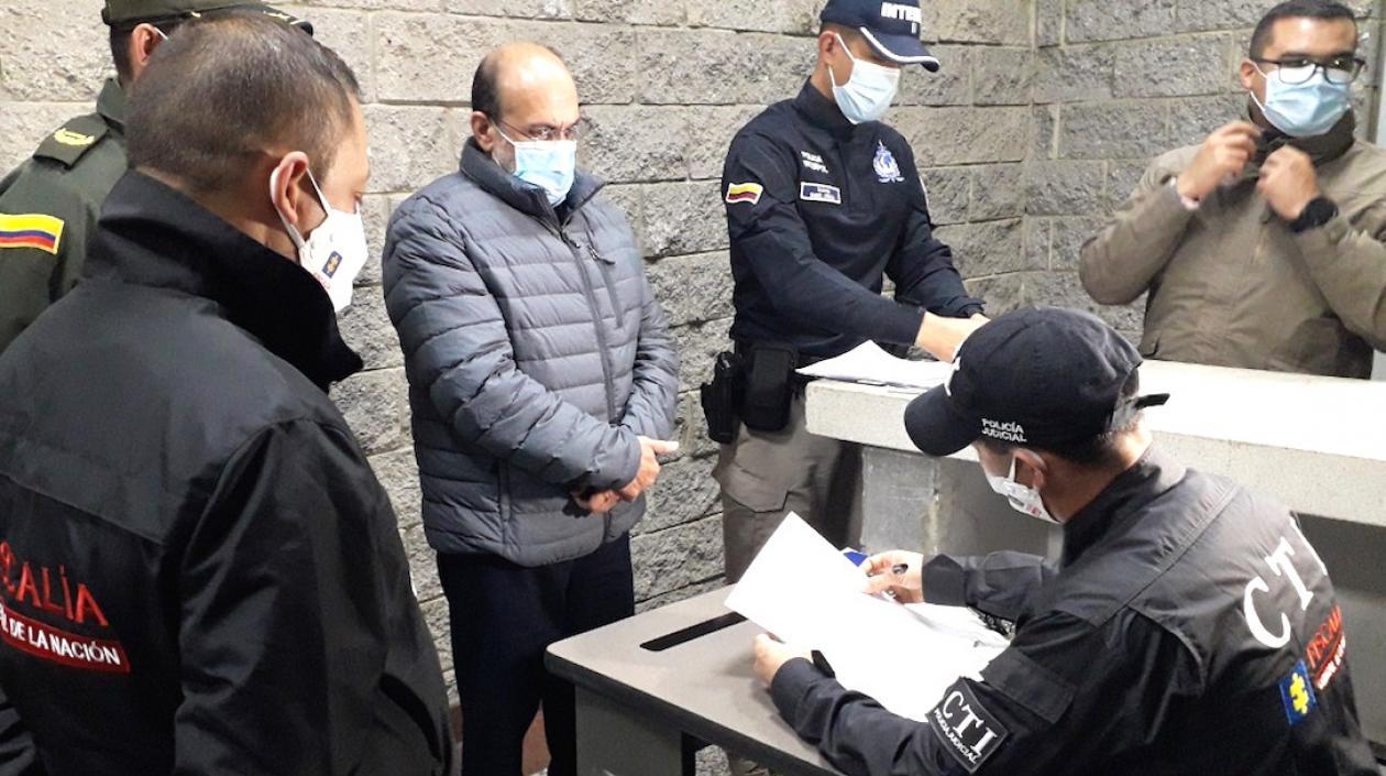 Alias 'Jorge 40' durante la reseña de rigor en la Fiscalía.