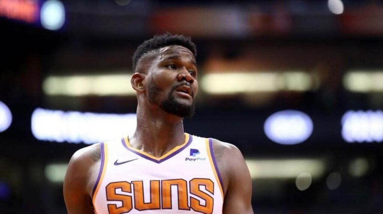 Deandre Ayton, estelar de los Suns. 