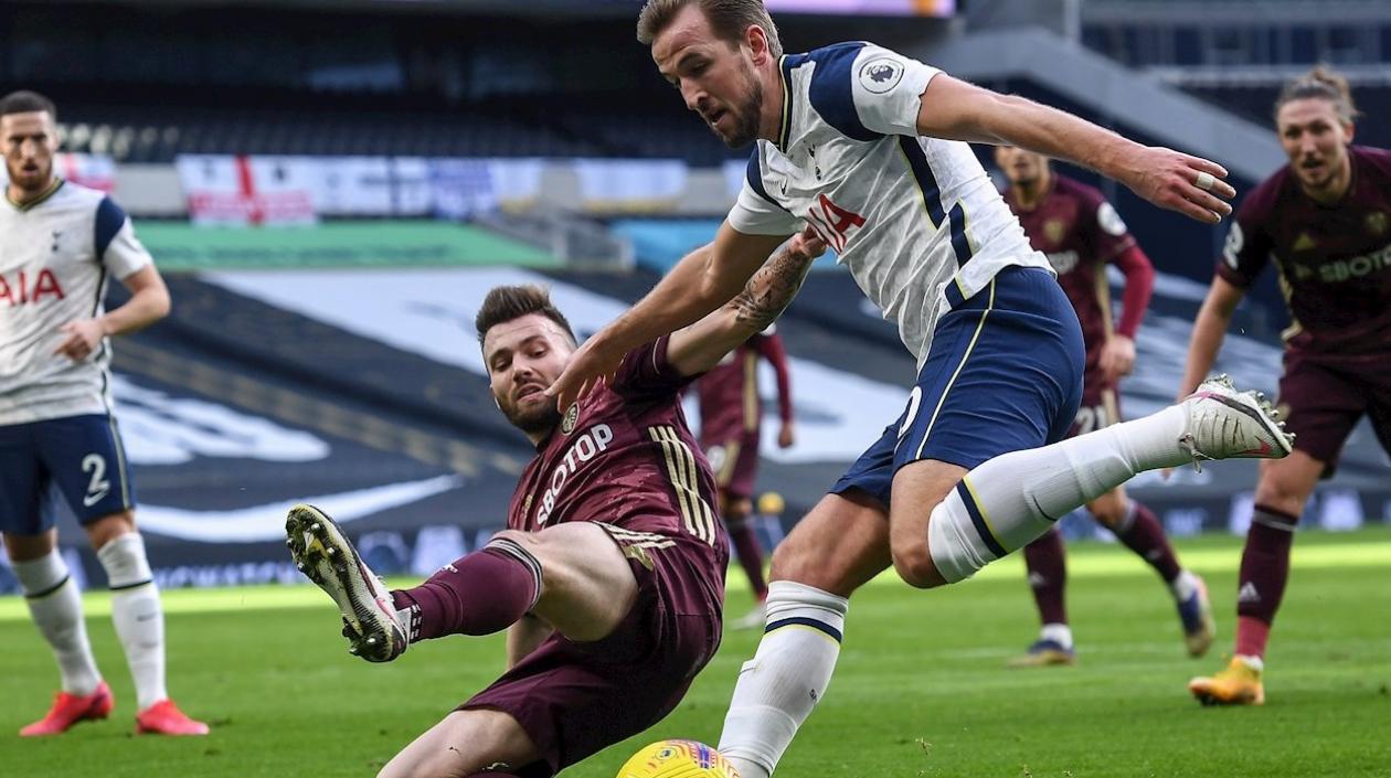 Harry Kane lideró la ofensiva del Tottenham. 