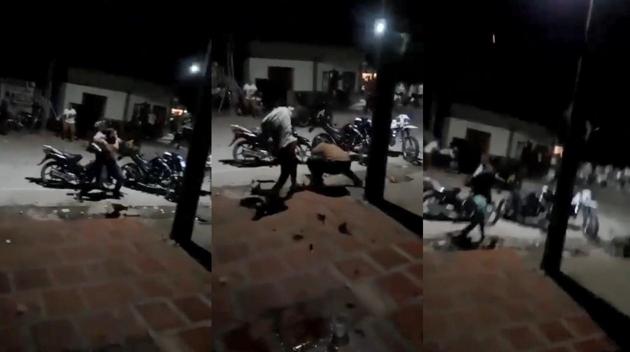 Enfrentamiento a piedra y botella en Suan.