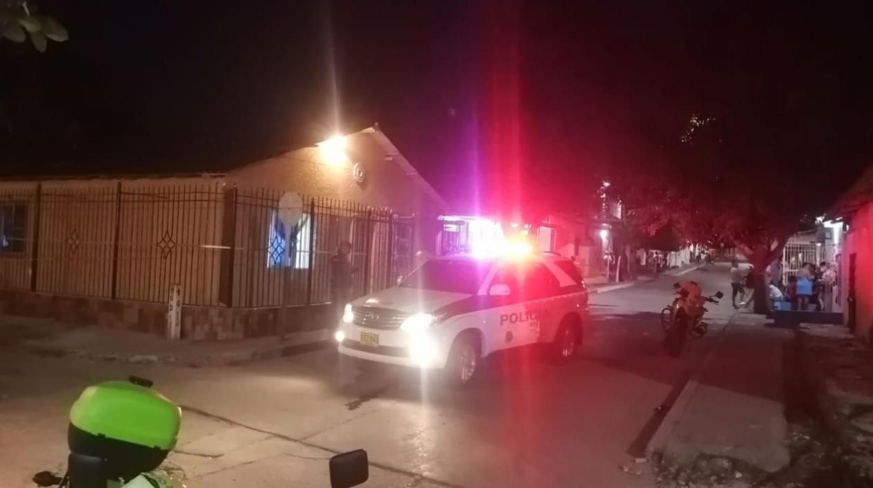 La Policía llegó al sitio donde ocurrió el ataque sicarial.