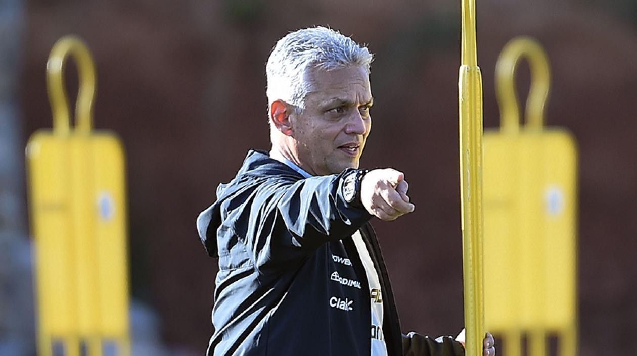 Reinaldo Rueda, técnico colombiano de la Selección Chile. 