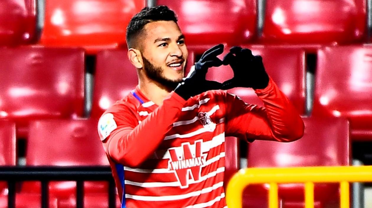 Luis Suárez festeja tras un gol. 