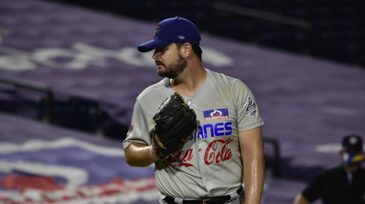 David Holmberg será as de Caimanes para esta tarde. 