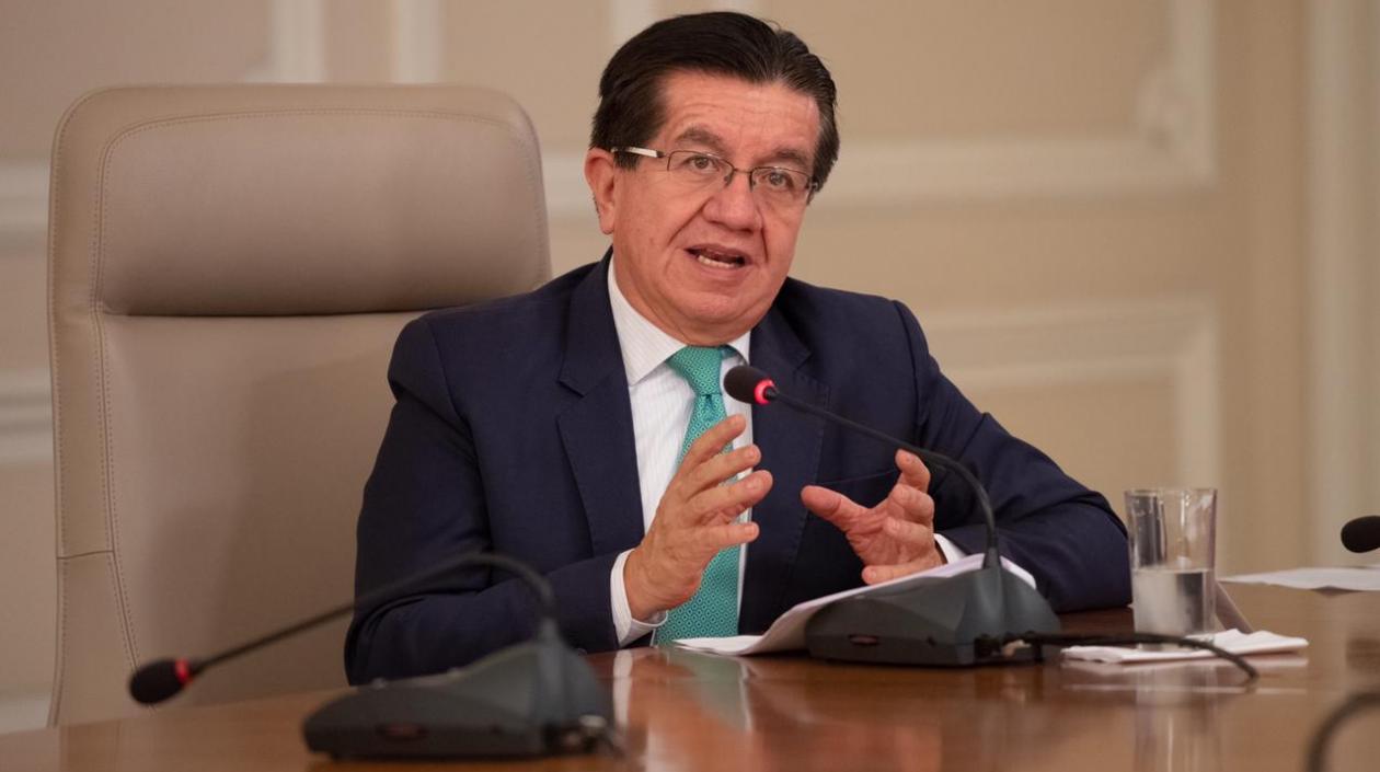 Ministro de Salud, Fernando Ruíz.